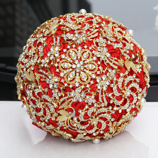Ramo de Novia Dorado con Diamantes Completos y Strass, Estilo Europeo Hecho a Mano - Image 12