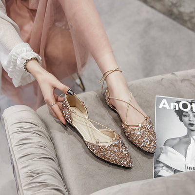 Zapato de Tacón con Tiras Cruzadas y Cristales Brillantes - Image 3