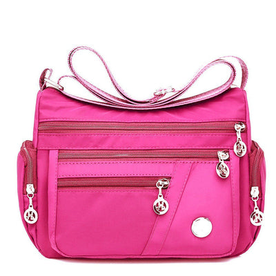 Bolso Mensajero Casual de Nylon con Múltiples Compartimentos - Image 17