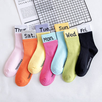 Calcetines Tubo de Algodón con Combinación de Letras y Colores para Mujer - Image 9