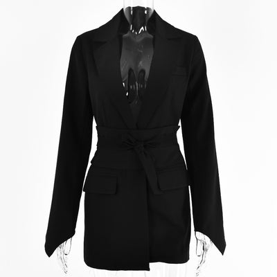 Blazer Slim Fit con Solapas y Cinturón Anudado