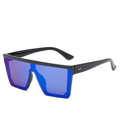 Oversized flat-top sunglasses with a brown tortoise shell frame and brown gradient lenses. - Image 2