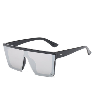 Oversized flat-top sunglasses with a brown tortoise shell frame and brown gradient lenses. - Image 6