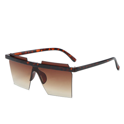 Black fashion one-piece trimmed sunglasses with mirrored rectangular lenses and a flat-top design. - Image 10