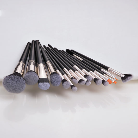 Set Completo de Brochas de Maquillaje Profesional - Image 5