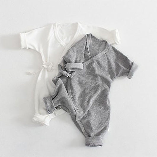 Cardigan Infantil con Alas y Cierre de Cordones - Image 8