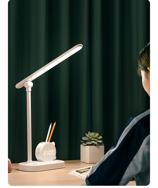 Lámpara LED de Escritorio con Protección Ocular, Reloj, Cargador USB y Soporte para Bolígrafos - Image 8
