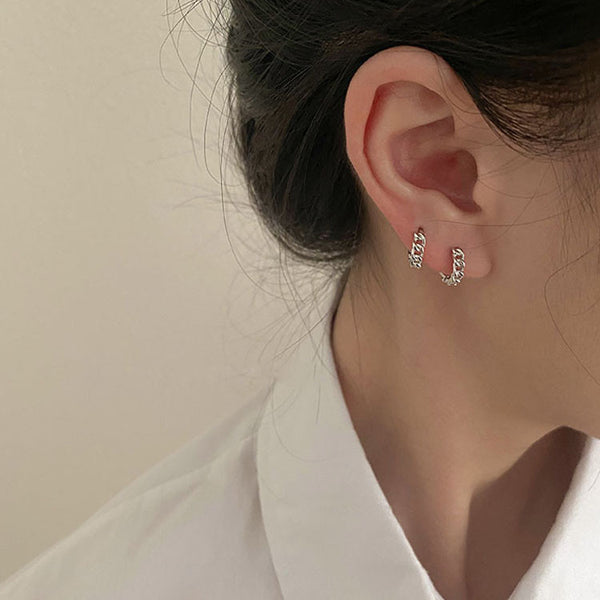 Aretes Minimalistas Retro con Cadena Delicada - Diseño Vintage Frío