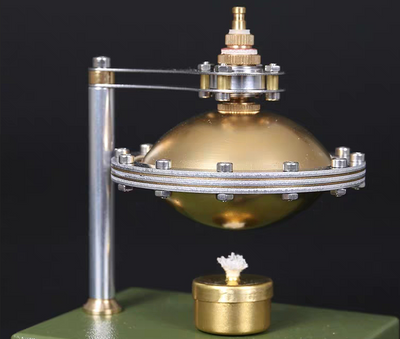 Modelo de Platillo Volador con Motor de Vapor - Construcción Metálica DIY