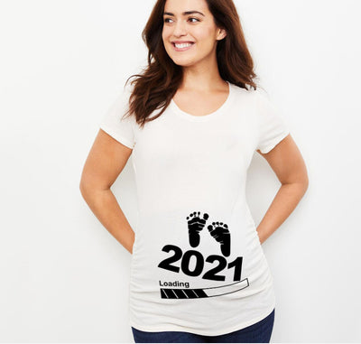 Playera de Maternidad con Estampado Infantil de Manga Corta - Image 5