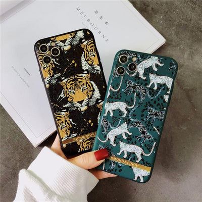 Funda Personalizada para iPhone con Grabado en Relieve
