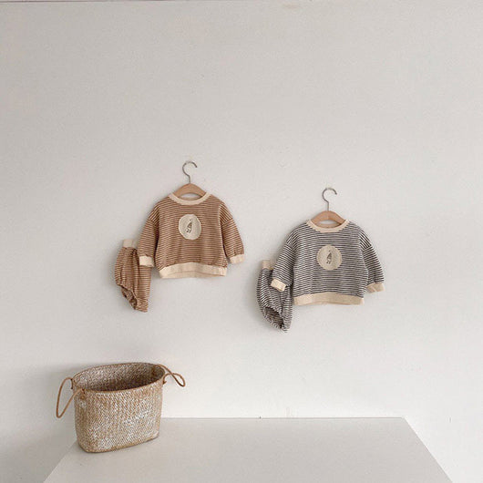 Conjunto de Dos Piezas para Bebé con Diseño a Rayas - Image 4
