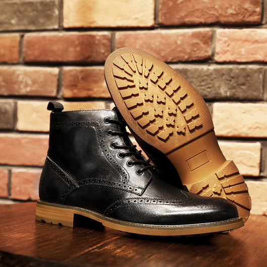Botas de Cuero Estilo Británico para Hombre con Tallado Artesanal - Image 6