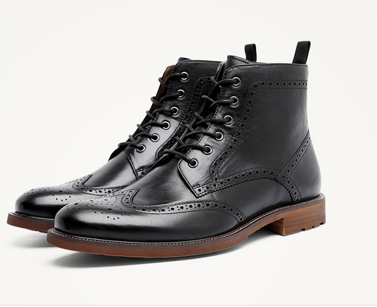 Botas de Cuero Estilo Británico para Hombre con Tallado Artesanal