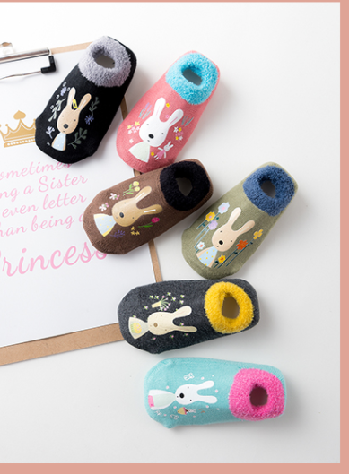 Calcetines Antideslizantes para Bebé y Niños Pequeños - Image 18