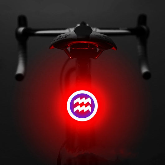 Luz Trasera Inteligente para Bicicleta con Sensor de Frenado y Carga USB - Image 18