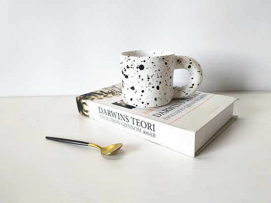 Taza Nórdica de Cerámica Artesanal con Tinta - Image 2