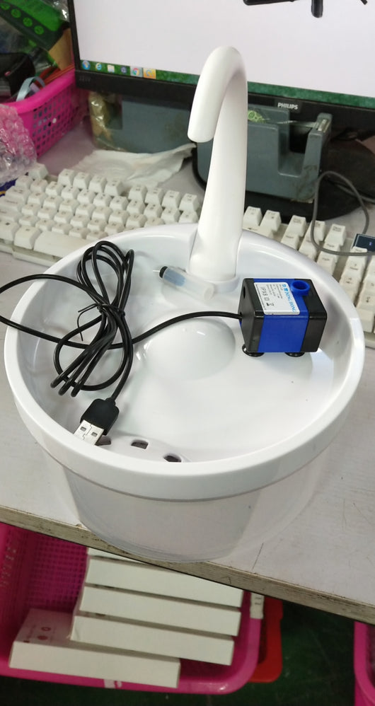 Fuente de Agua Automática Circulante para Mascotas - Image 11