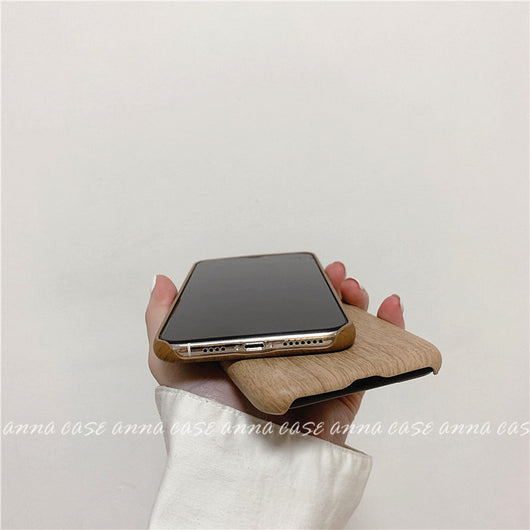 Funda de Cuero con Textura Madera para iPhone - Protección Elegante y Duradera - Image 8