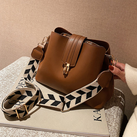 Bolsa Mensajera Retro Estilo Cubo - Versátil para Cualquier Ocasión - Image 5