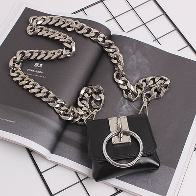Bolsa Mensajera Convertible con Cadena Gruesa y Monedero Integrado - Image 22