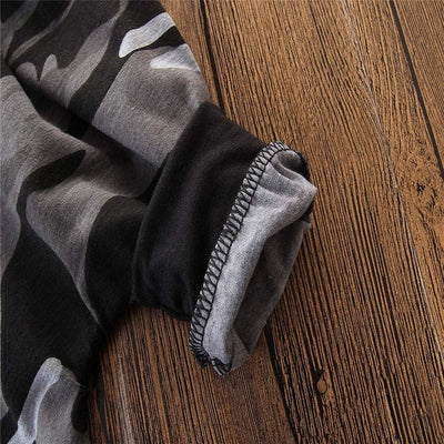 Conjunto de 2 Piezas para Niño: Playera sin Mangas con Capucha y Pantalón Camuflaje - Image 14