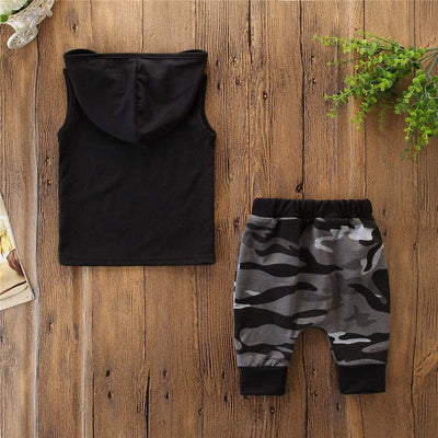 Conjunto de 2 Piezas para Niño: Playera sin Mangas con Capucha y Pantalón Camuflaje - Image 10