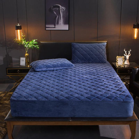 Funda Acolchada de Terciopelo Crystal para Cama Simmons - Protección Térmica y Antideslizante - Image 9