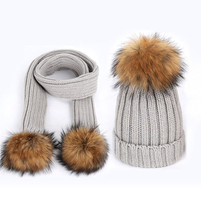 Conjunto de Gorro y Bufanda Infantil con Pompón de Piel Sintética - Image 8