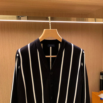 Cardigan Tejido Clásico para Hombre con Rayas Verticales Retro - Image 3