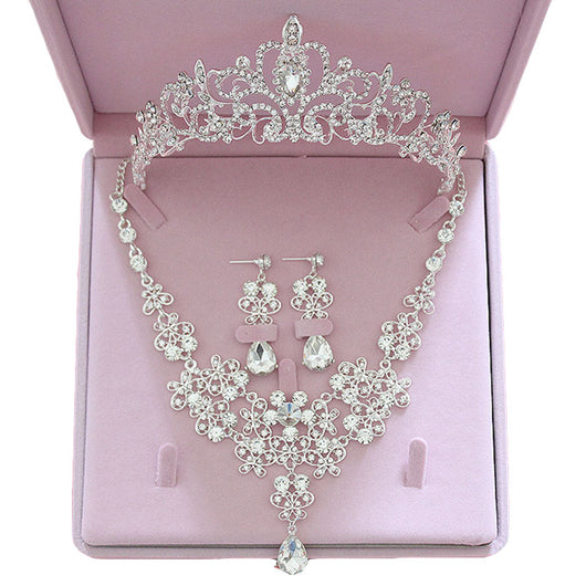 Collar Mariposa de Tres Piezas con Colgante Delicado - Image 7