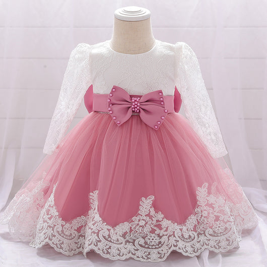 Bata Clínica con Detalles de Encaje y Costuras Reforzadas - Image 3