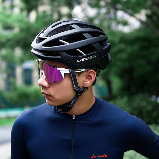 Casco Neumático Modular de Colores Vibrantes - Image 7