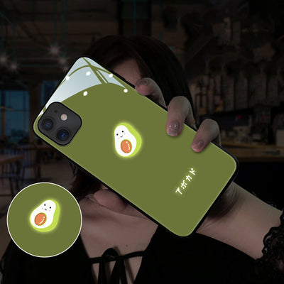 Funda de Cristal para iPhone con Control de Luz por Sonido - Image 9