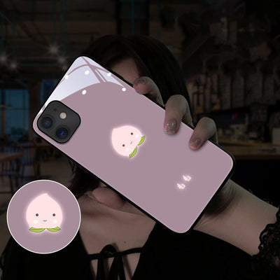 Funda de Cristal para iPhone con Control de Luz por Sonido - Image 4