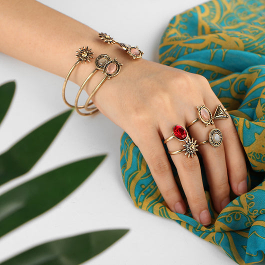 Conjunto de Anillos y Pulsera Abierta Floral Vintage Artesanal - Image 12