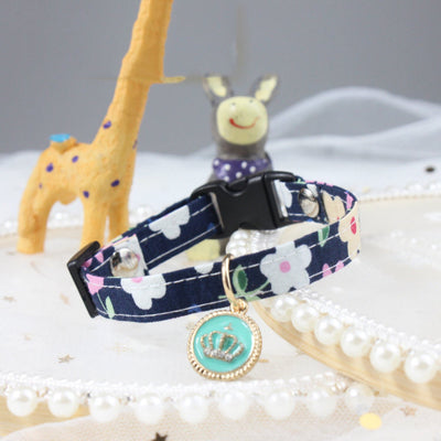 Collar Ajustable para Mascotas con Diseño Floral Delicado - Image 3
