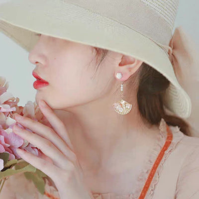 Aretes Asimétricos de Abanico Chino Estilo Vintage