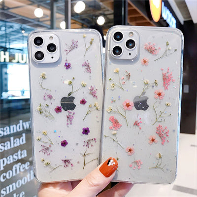 Funda para Celular con Flores Secas en Resina Epoxi Transparente - Image 10
