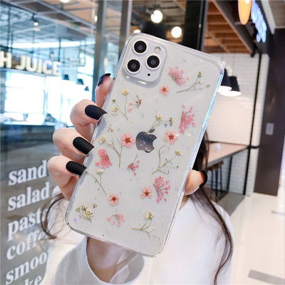 Funda para Celular con Flores Secas en Resina Epoxi Transparente - Image 7