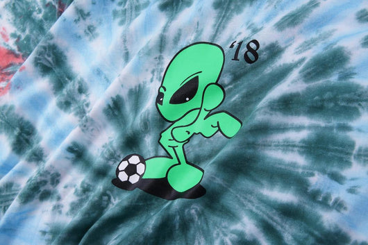 Playera Tie Dye Alien Football Unisex de Manga Corta - Image 5