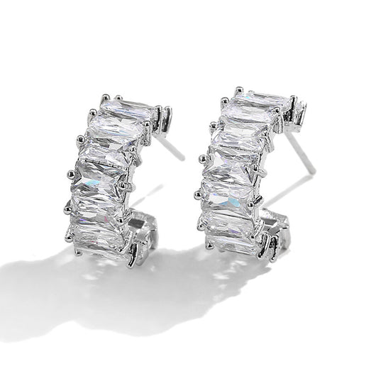 Aretes en Forma de C con Cristales Multicolores - Image 5