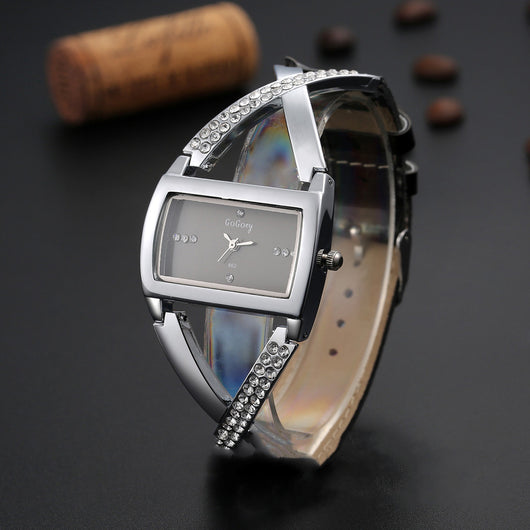 Reloj de Pulsera con Cruz Personalizado para Hombre con Números Romanos - Image 6