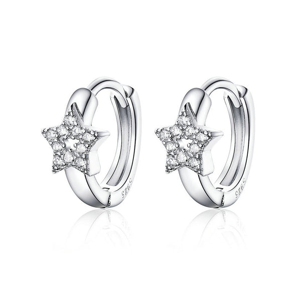 Aretes de Platino Elegancia Minimalista