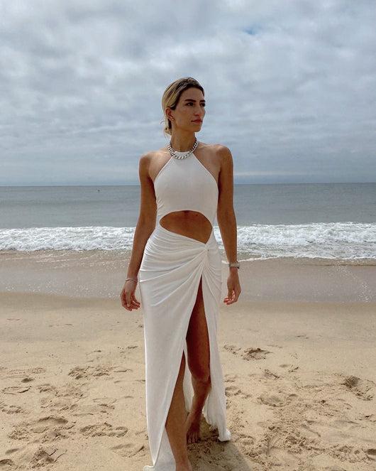 Falda Larga Elegante con Escote Halter y Detalles de Encaje - Image 21