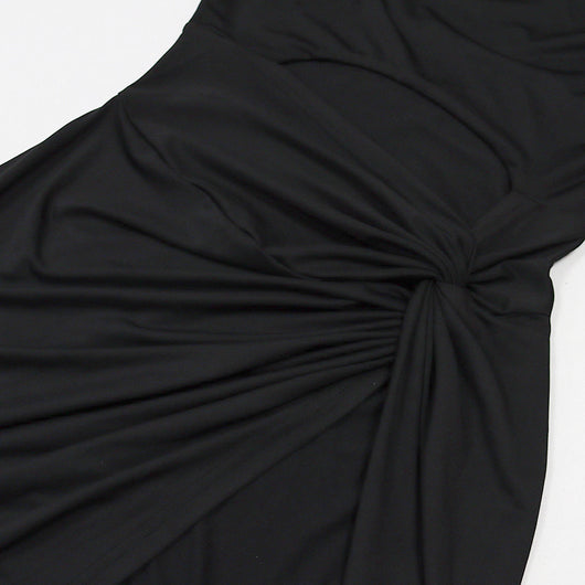 Falda Larga Elegante con Escote Halter y Detalles de Encaje - Image 19