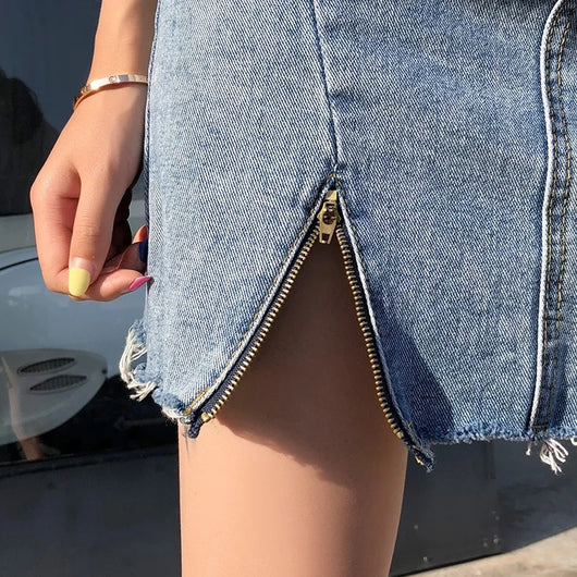 Falda Corta Cintura Alta Asimétrica con Bolsillo - Image 8