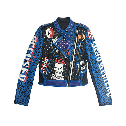 Chaqueta de Cuero Slim Cropped con Estampado Graffiti y Remaches - Image 2