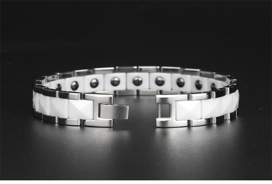 Pulsera Magnética de Cerámica y Acero Inoxidable para Niños Negro y Blanco - Image 6