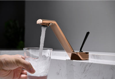 Grifo de Lavamanos Monobloc en Cobre Puro para Hoteles y Baños - Image 5
